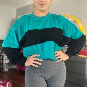 HONORS MISSES Black & Teal Striped Cropped Sweater, Size Medium
